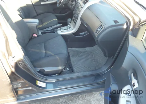 2010 Toyota Corolla S z USA, uszkodzony, nr VIN 2T1BU4EE3AC282313